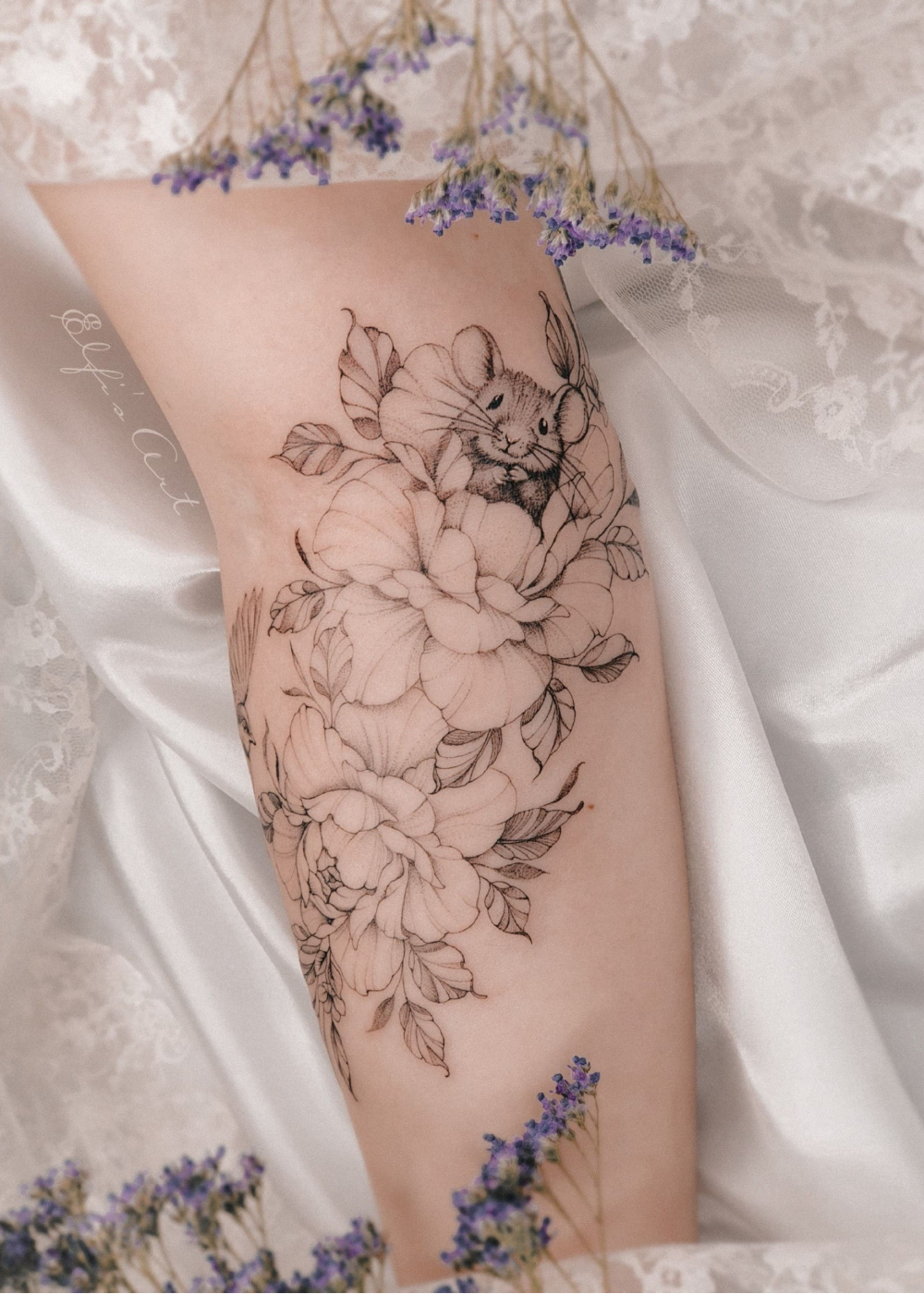 Maus aus Blume Tattoo